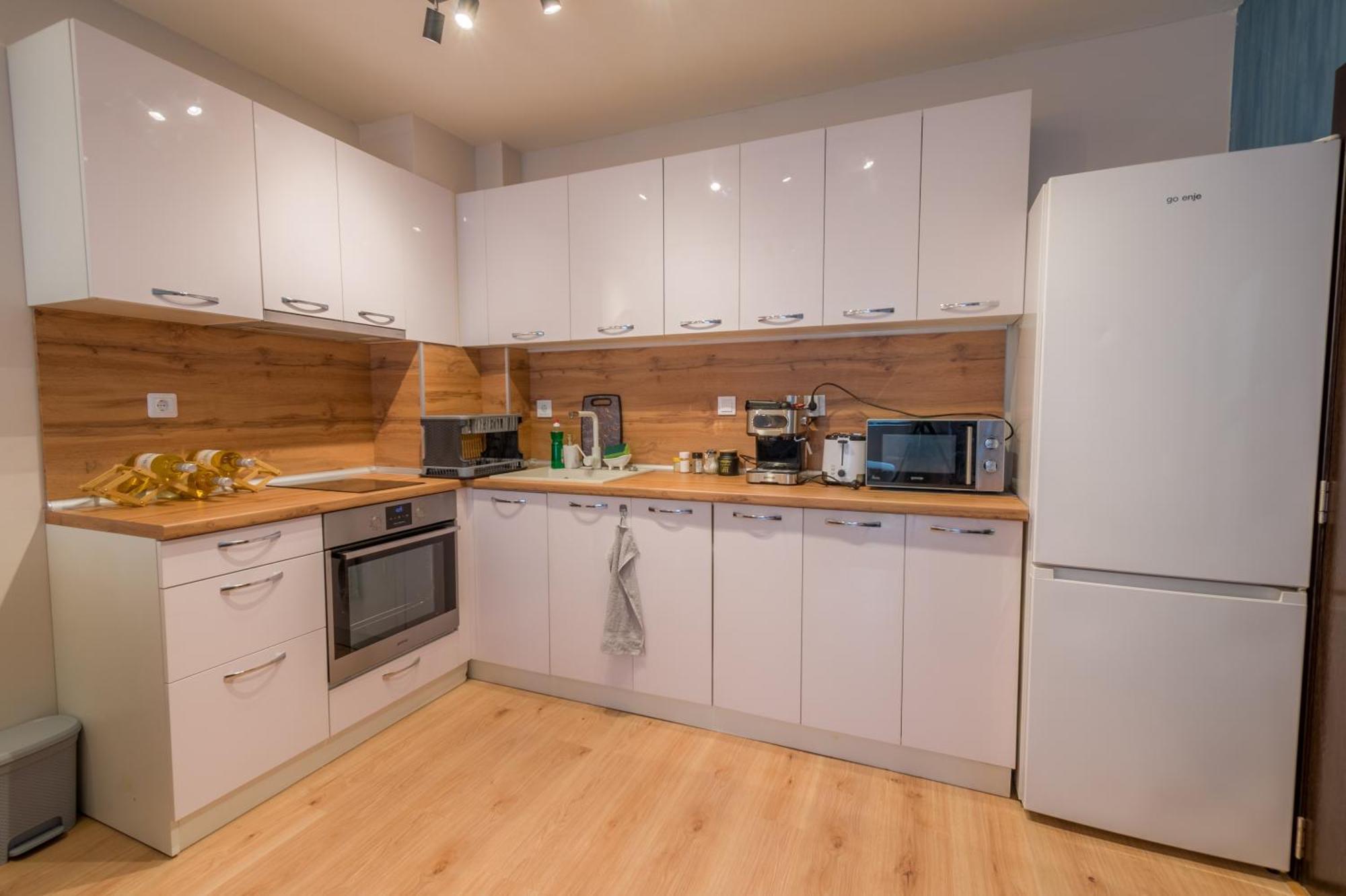 Top Center Retreat, Near Aubg Free Parking Blagoevgrad Luaran gambar